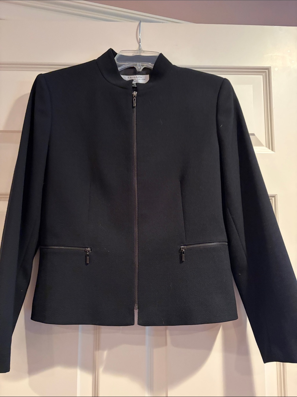 Tahari Women’s Skirt Suit!